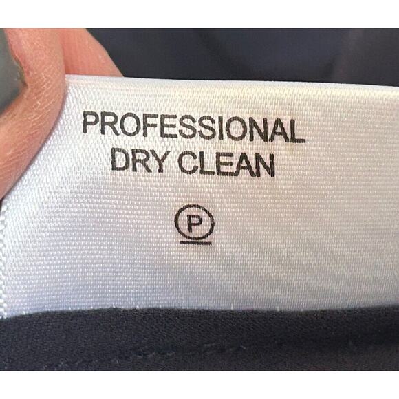 Tory Burch 100% Silk Size 12 Cut Out Blouse Navy Long Sleeve Embellished Classic - Picture 6 of 9